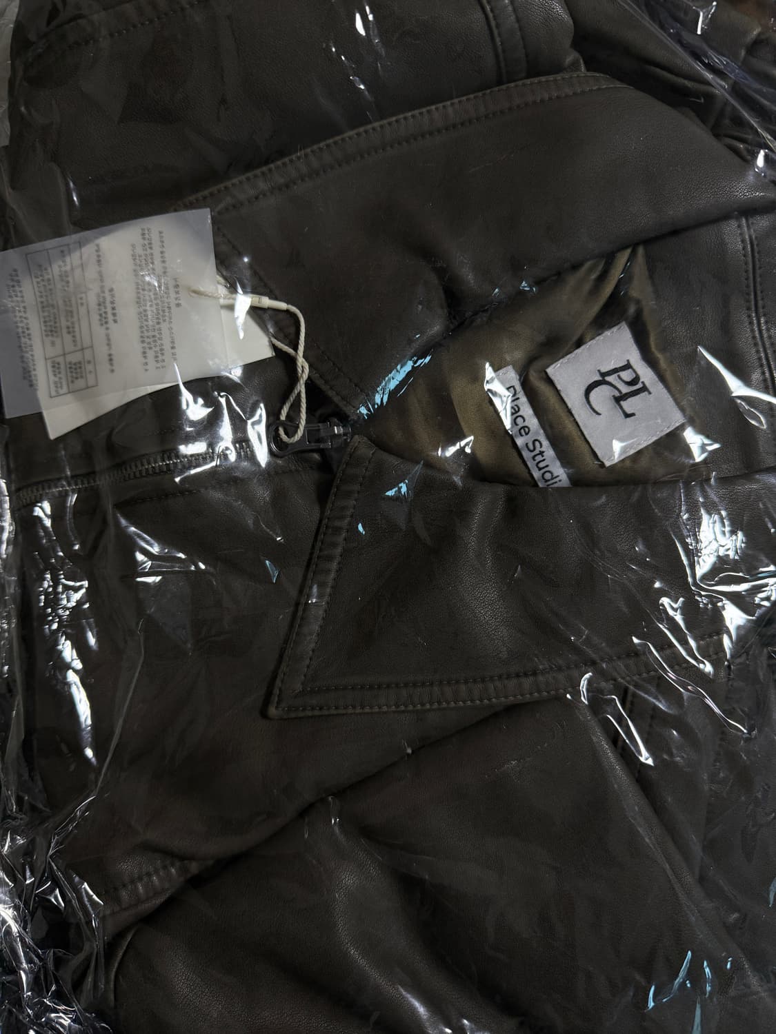 [새상품] 플레이스스튜디오 레더자켓 상품이미지3