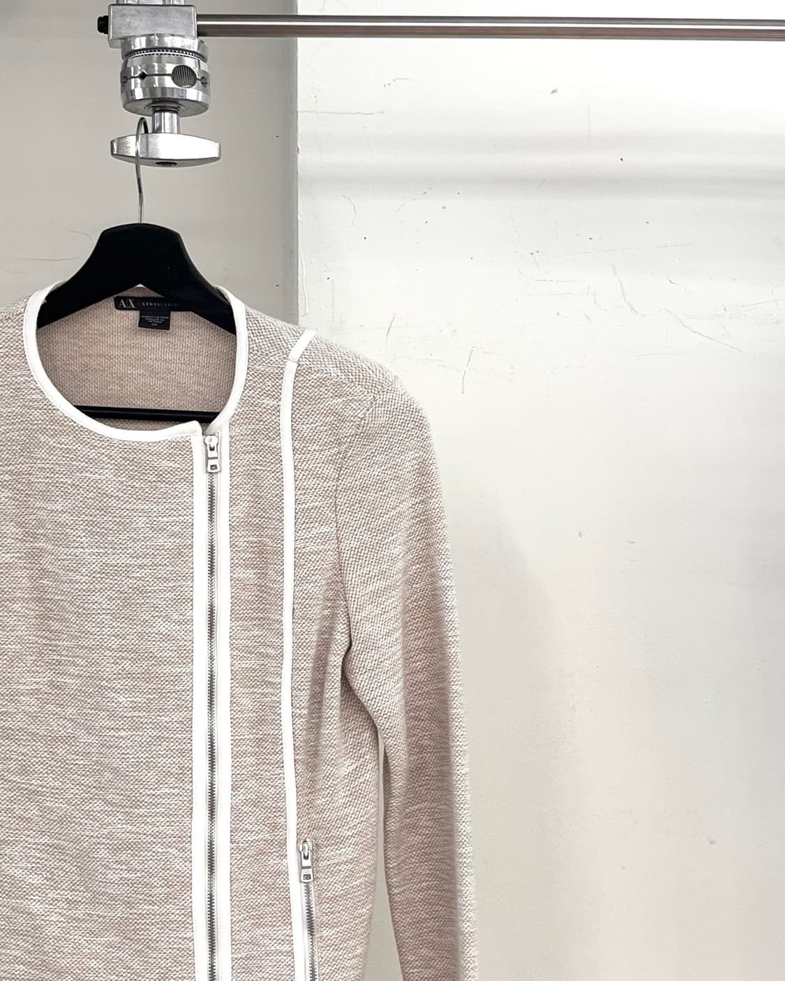 아르마니 익스체인지 베이지 텍스처 니트 모토 자켓 상품이미지4