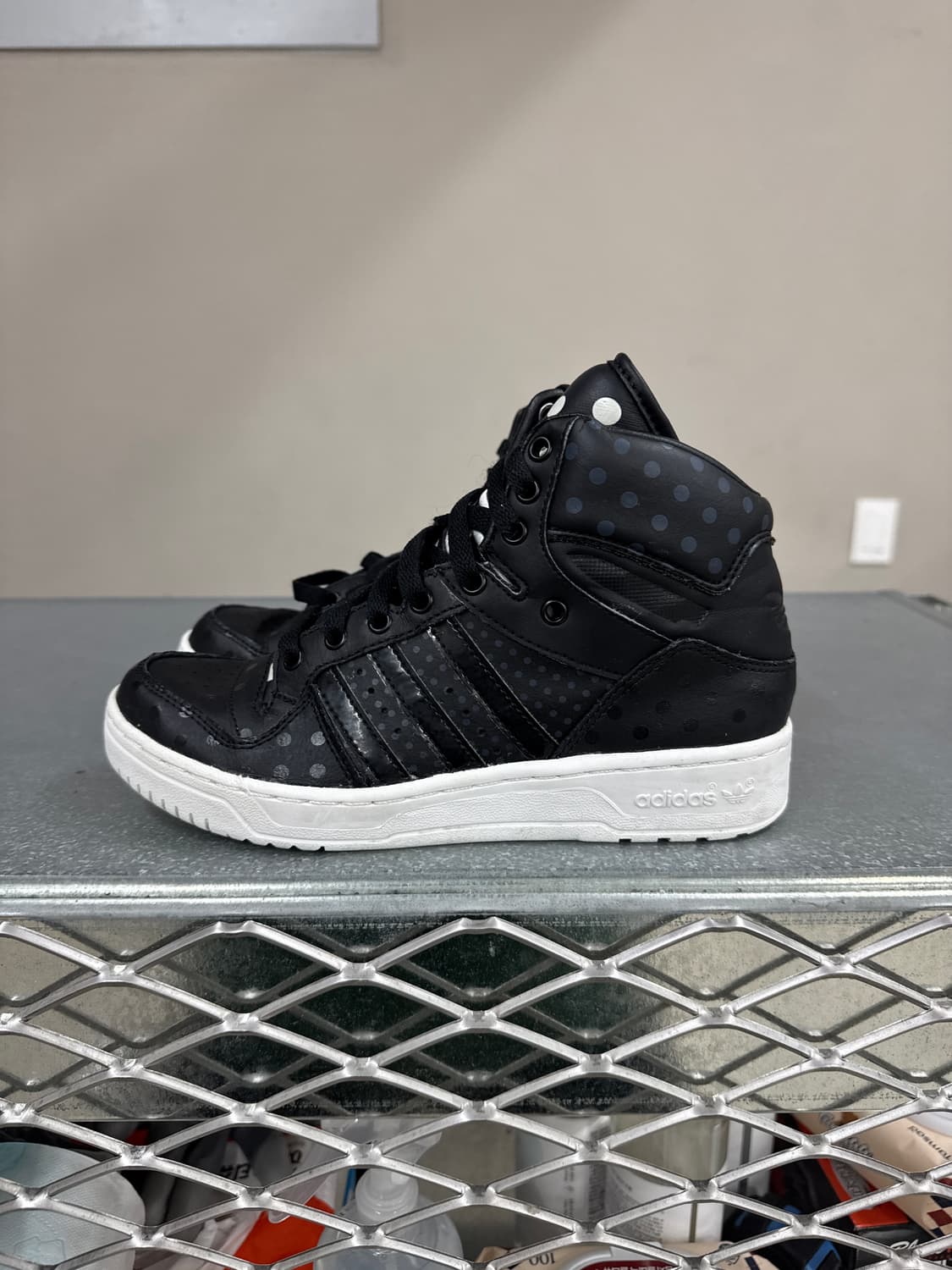 아디다스 미드 하이탑 235 상품이미지1