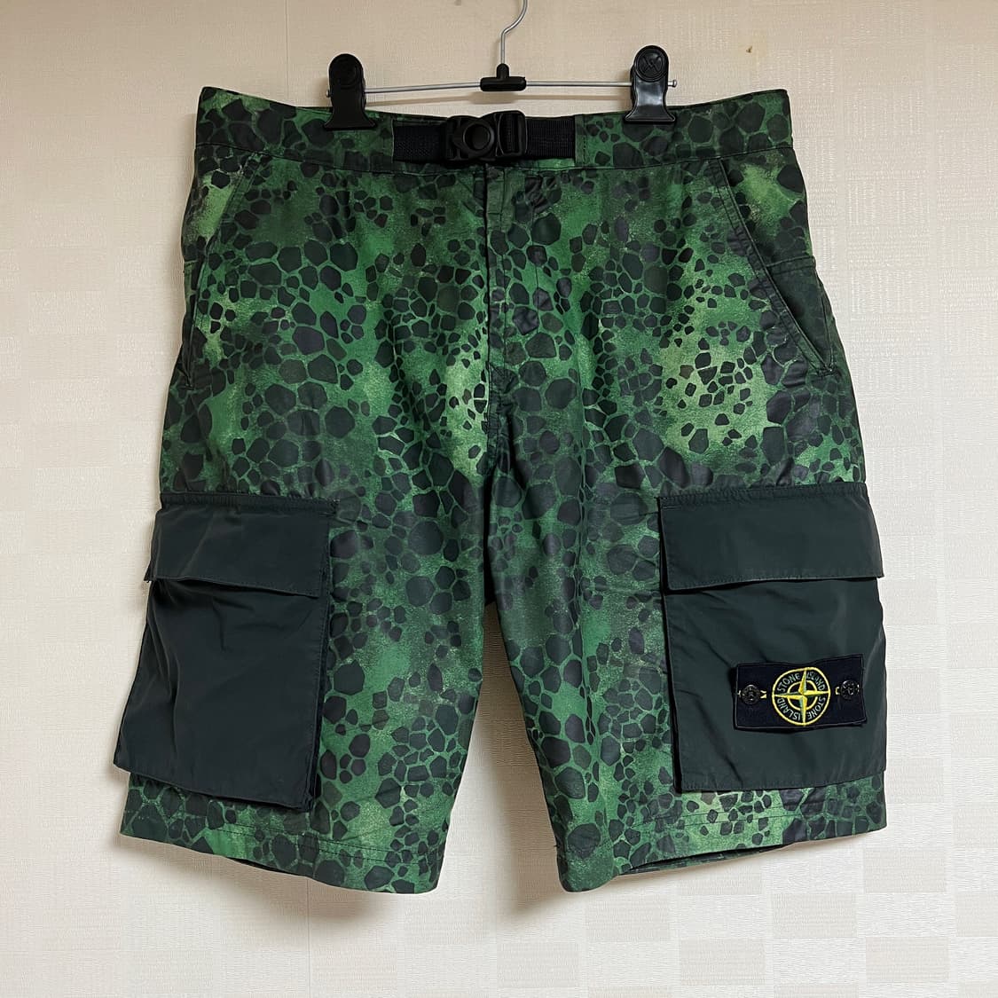 스톤아일랜드 18SS 엘리게이터 카모 반바지 쇼츠 상품이미지1