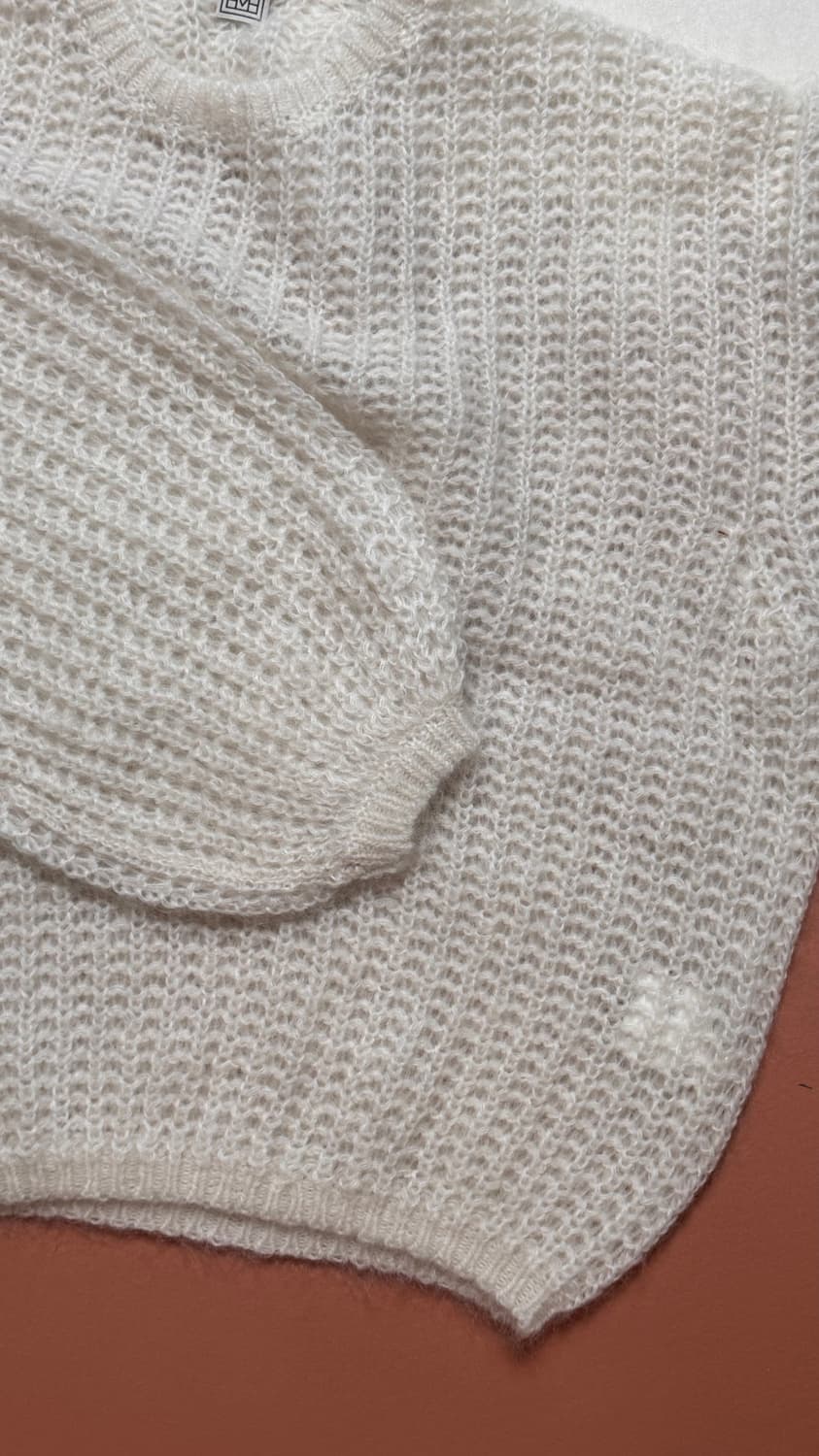 토템(toteme) 오프 화이트 퍼프 니트 스웨터 판매합니다 상품이미지2