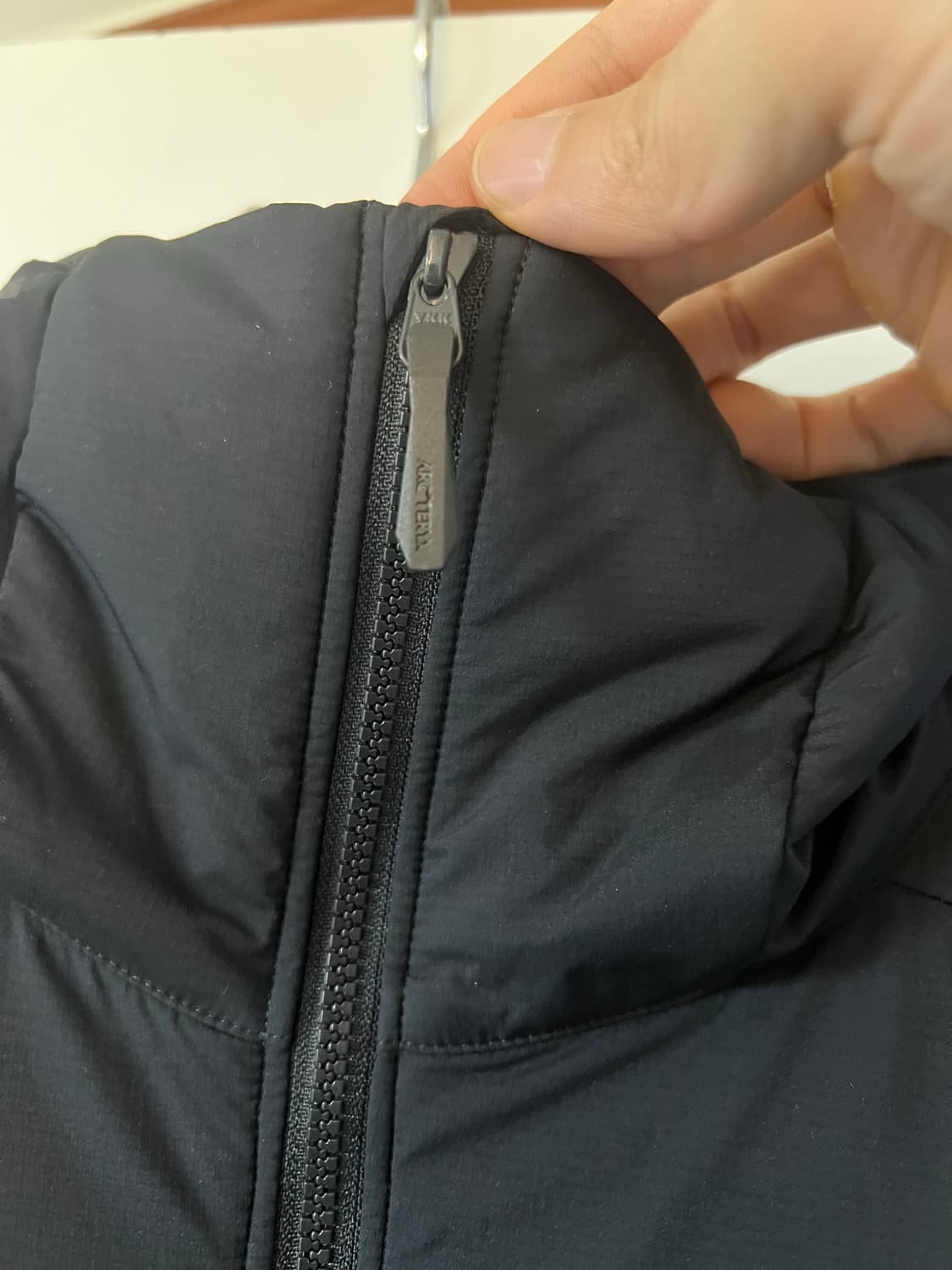 아크테릭스 아톰LT 아톰후디 블랙 XL 크림판 상품이미지2