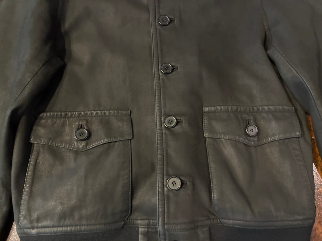 M) 산드로 A1 봄버 스웨이드 가죽 자켓 블랙 상품이미지2