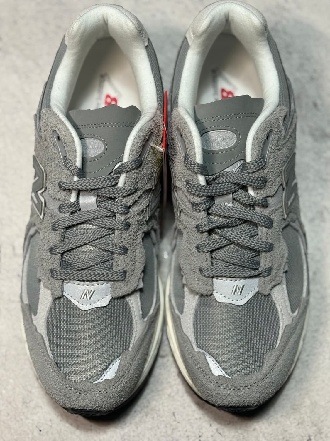 뉴발란스 2002R 그레이 새상품 275mm 상품이미지3