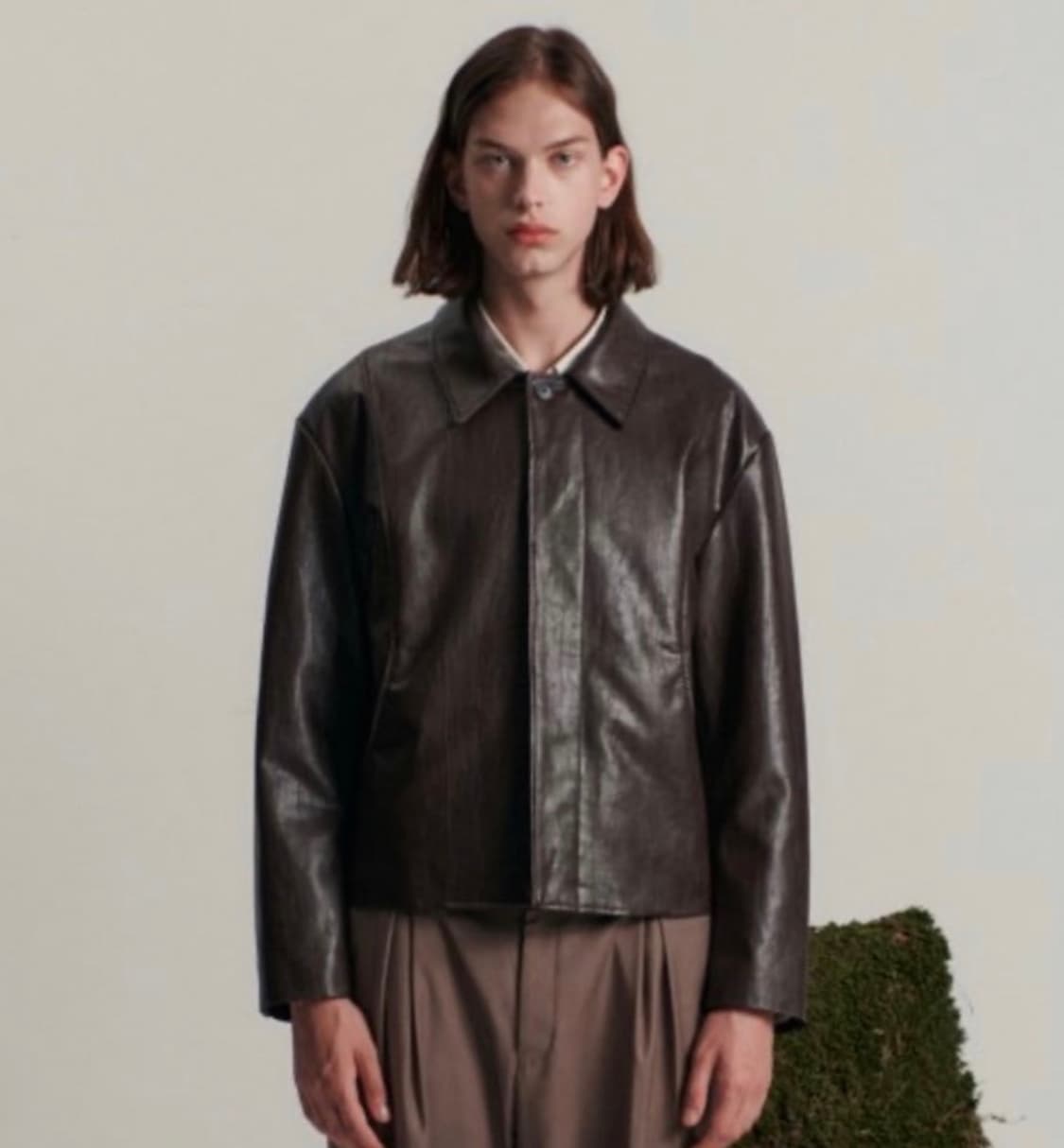 르마드 비건 레더 절개 자켓 (브라운) 상품이미지2