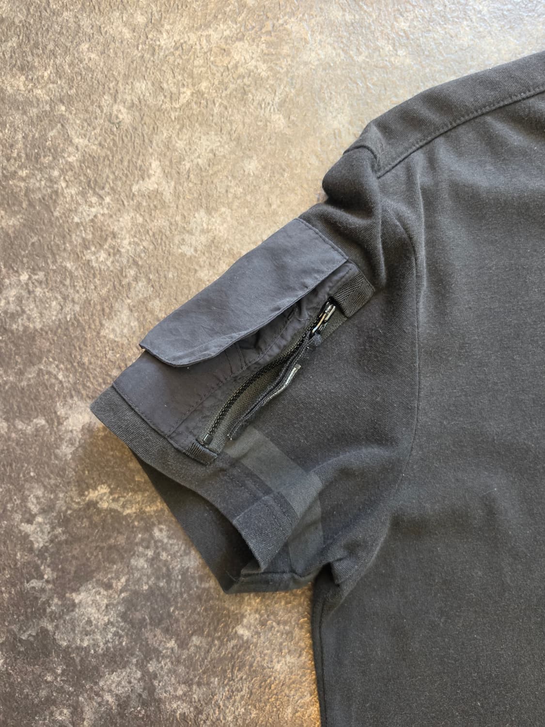 내셔널지오그래픽 검정색 반팔 티셔츠 - M 상품이미지5