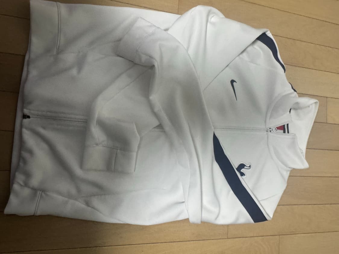 토트넘 17 18시즌 나이키 트랙탑 판매합니다 상품이미지2