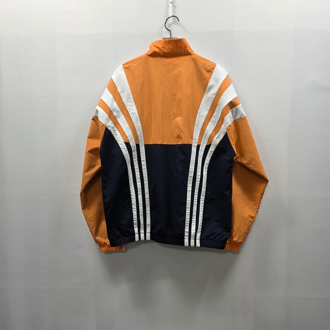 0809 아디다스 오리지널 바람막이 자켓 오렌지 네이비 배색 공용 상품이미지2