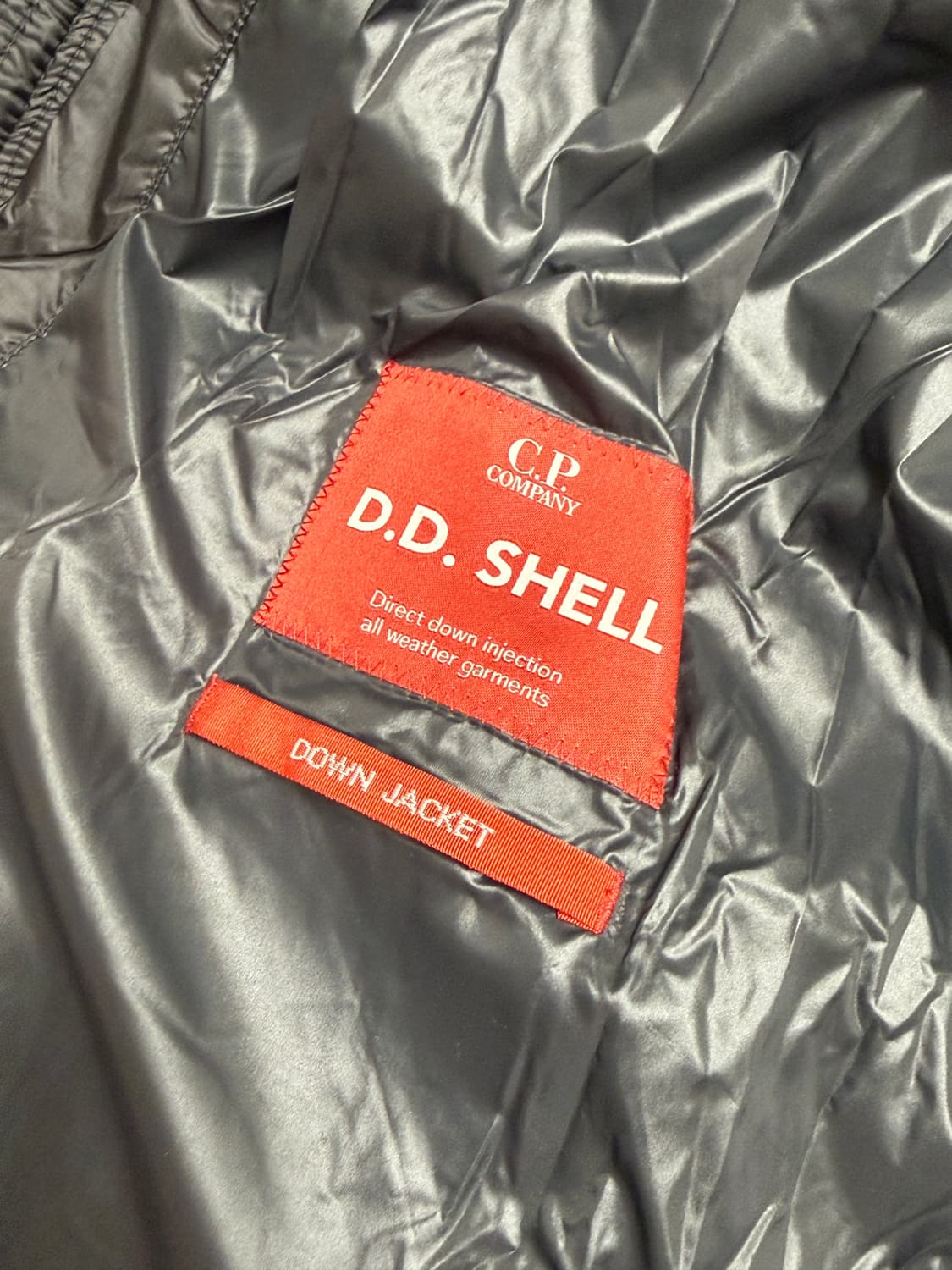 CP컴퍼니 DD쉘 컨실러블 후드 다운 자켓 블랙 M사이즈 상품이미지6