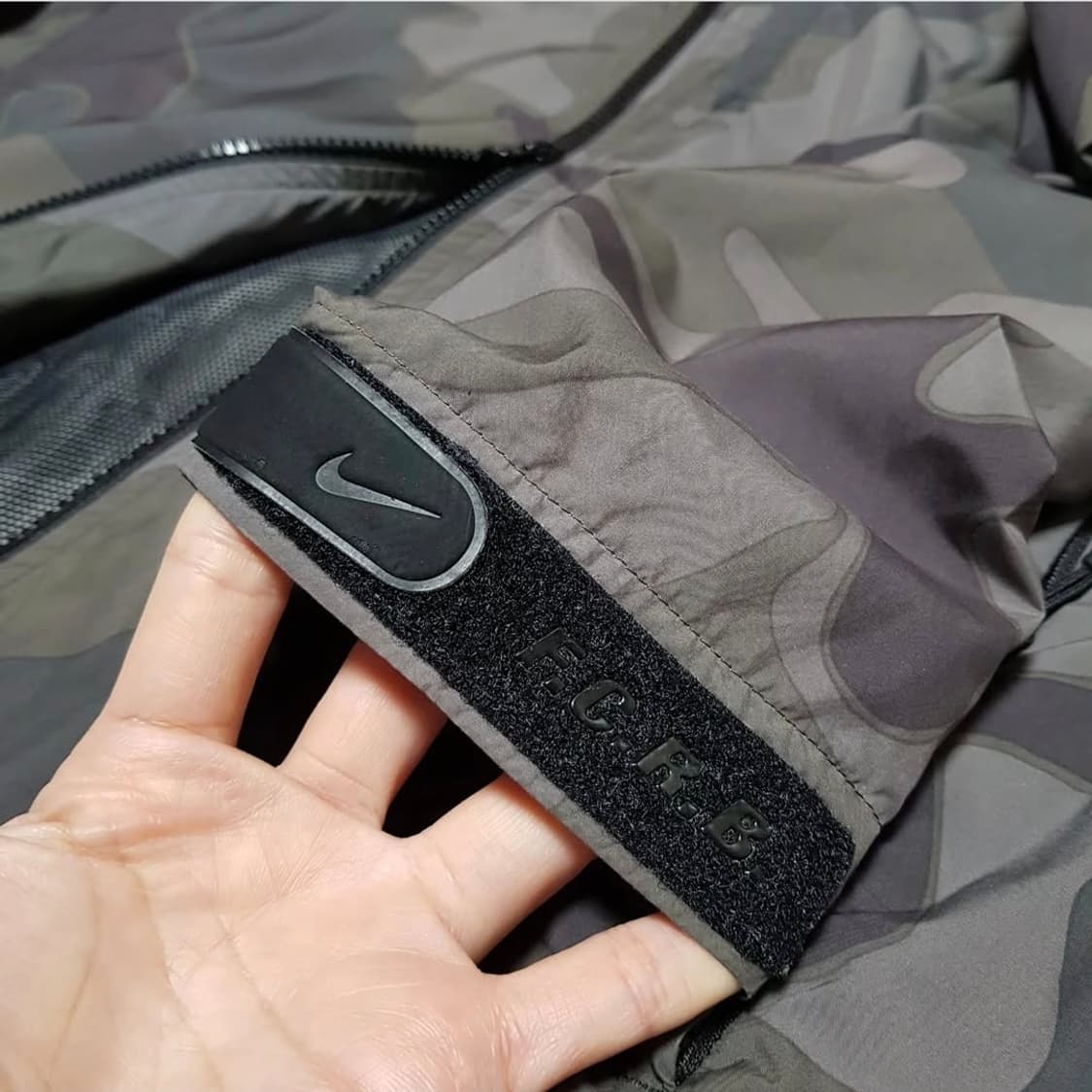 NIKE x F.C.R.B BRISTOL

브리스톨 바람막이 자켓 상품이미지8