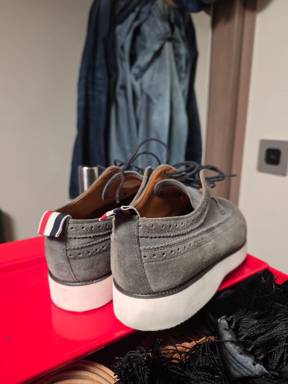 (영국산) 톰브라운 그레이 스웨이드 윙팁 상품이미지2