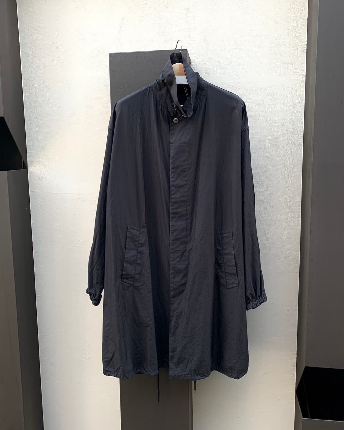 오라리 x 빔즈 라이트 웨이트 코트 상품이미지1