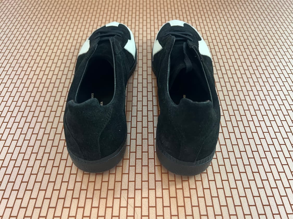 Reproduction of Found 스니커즈 상품이미지2