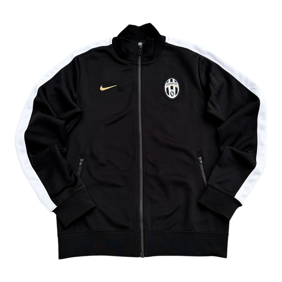 나이키 X 유벤투스 사이드 라인 옐로우 스우시 트랙탑 져지 상품이미지1