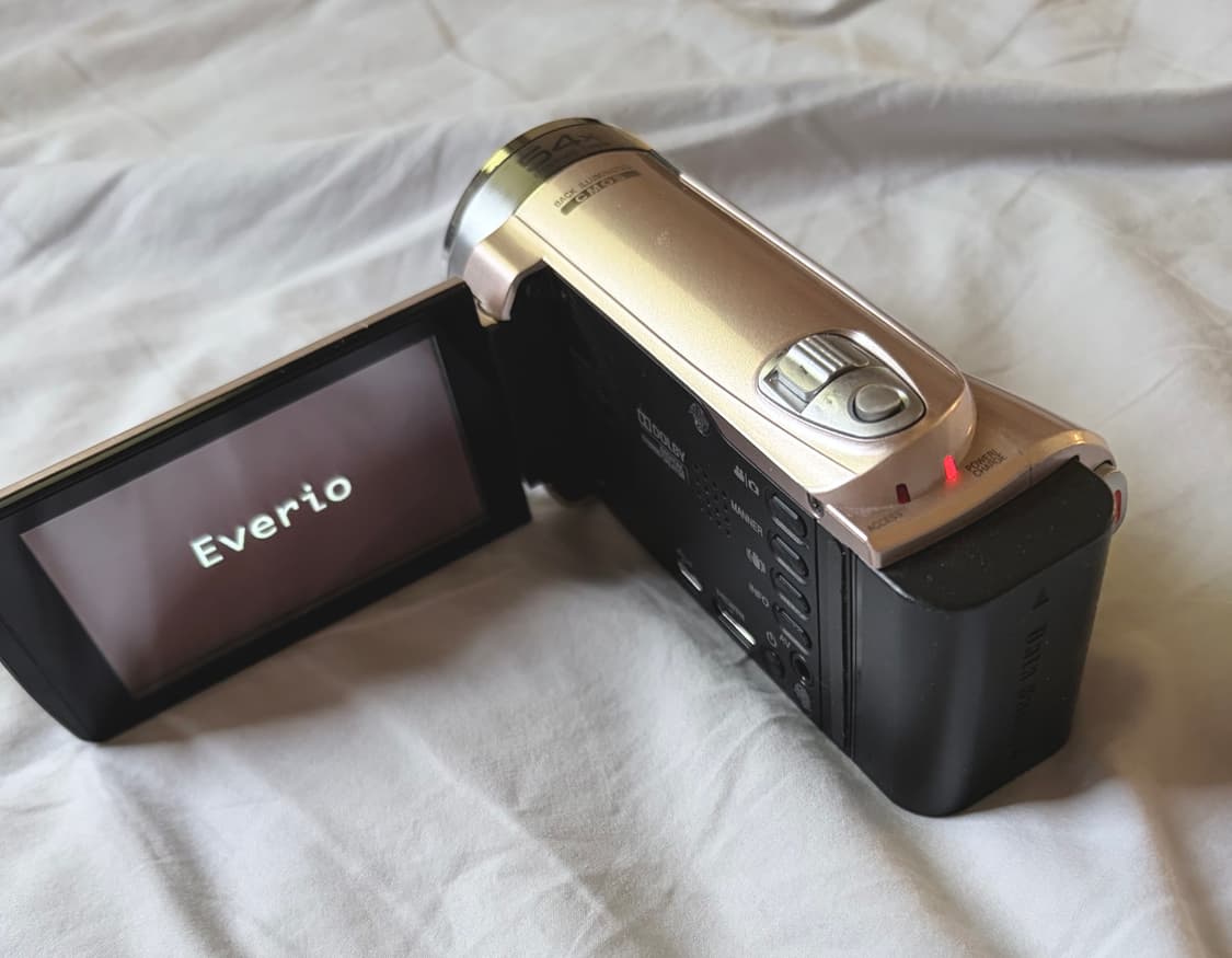 JVC GZ-E265-N 카리나캠코더 살몬핑크 상품이미지1