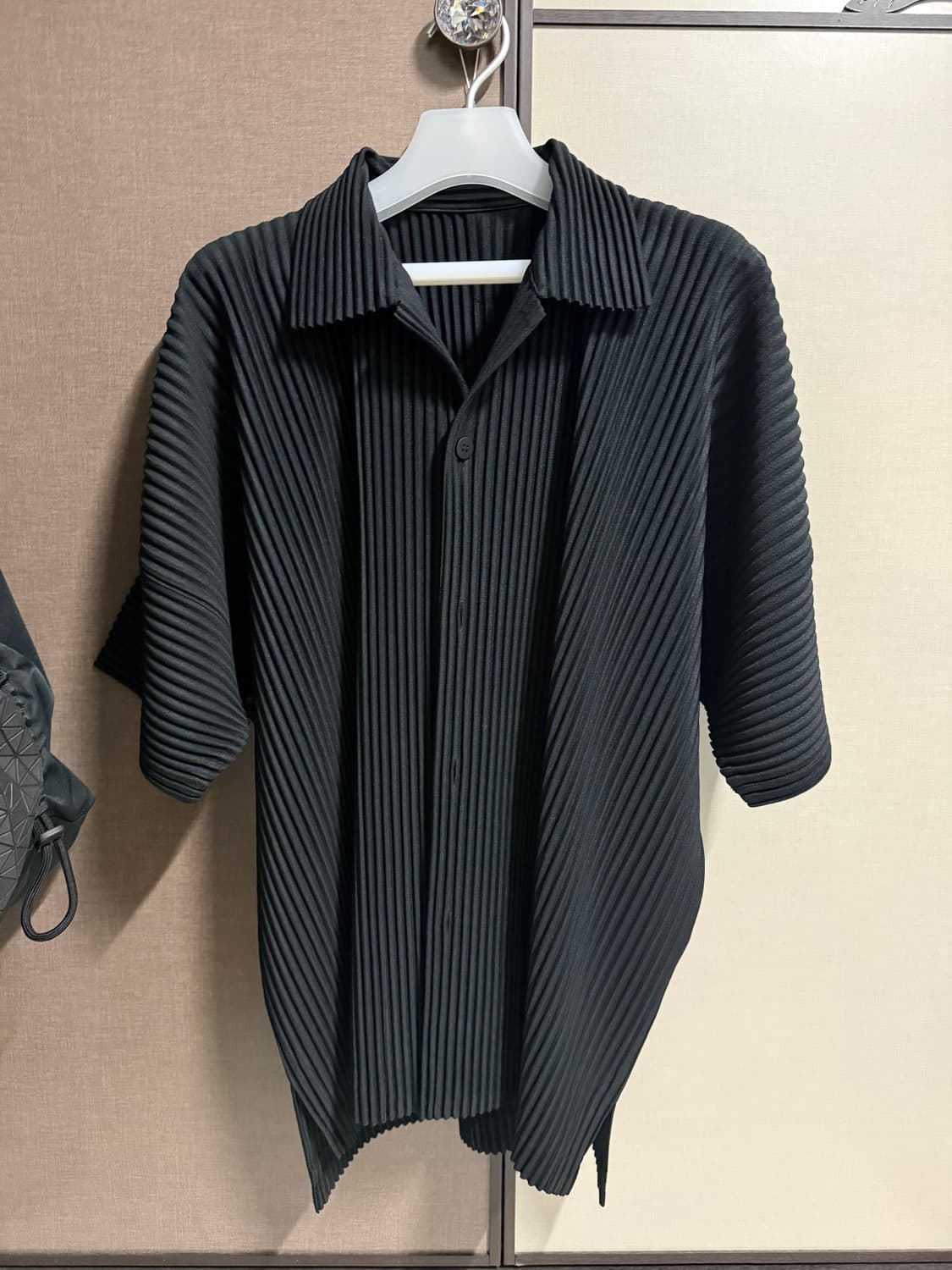 옴므플리세 반팔셔츠 3사이즈 상품이미지1