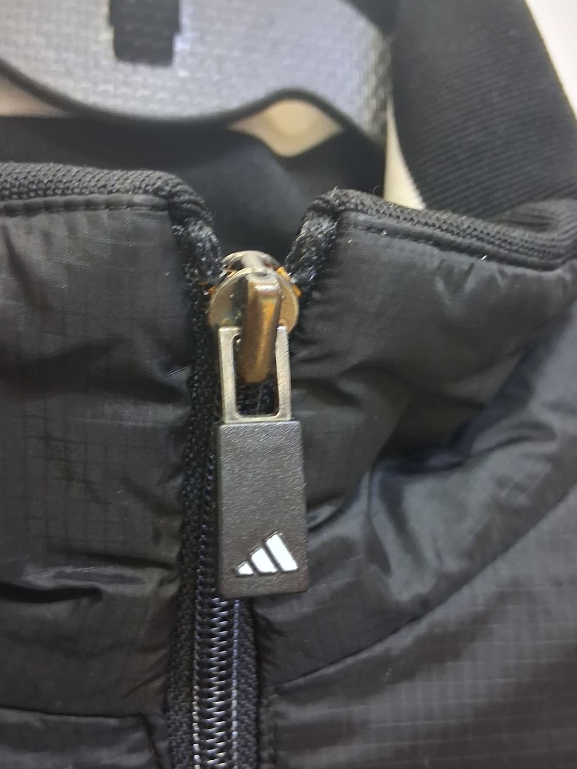 아디다스 레알마드리드 덕다운 패딩 100 상품이미지4