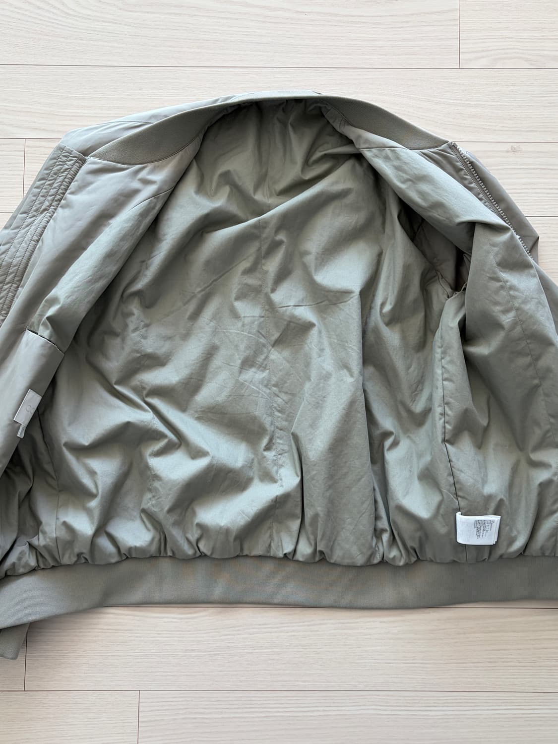 COS 코스 라이트 카키 봄버 자켓 L (103) 상품이미지3