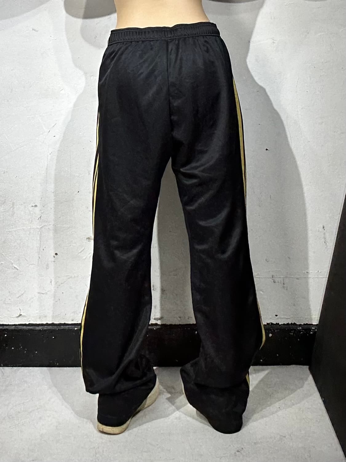 아디다스 블랙 골드 삼선 추리닝 바지 트레이닝 팬츠 L 상품이미지3