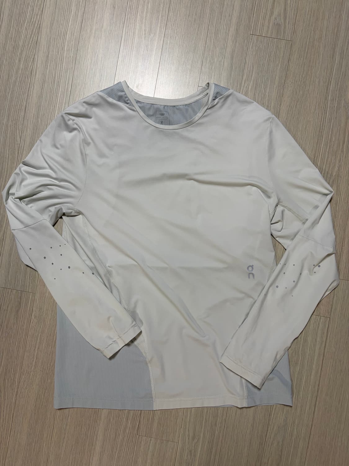 on paf 롱슬리브 상품이미지3