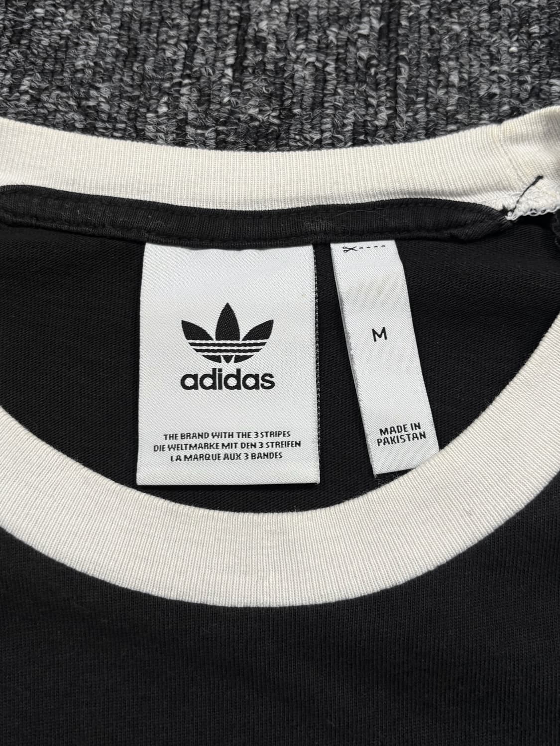 아디다스 블랙 링거티 상품이미지5