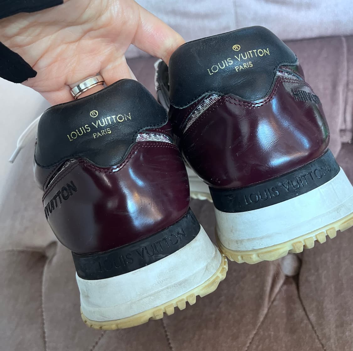 루이비통 남성 런어웨이스니커즈
 상품이미지5