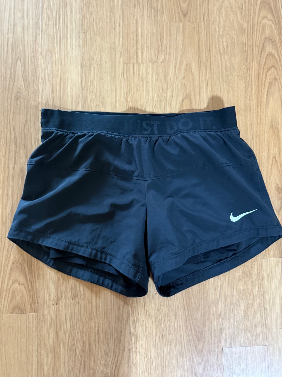 나이키 드라이핏 여성 러닝 반바지 M 블랙 상품이미지1