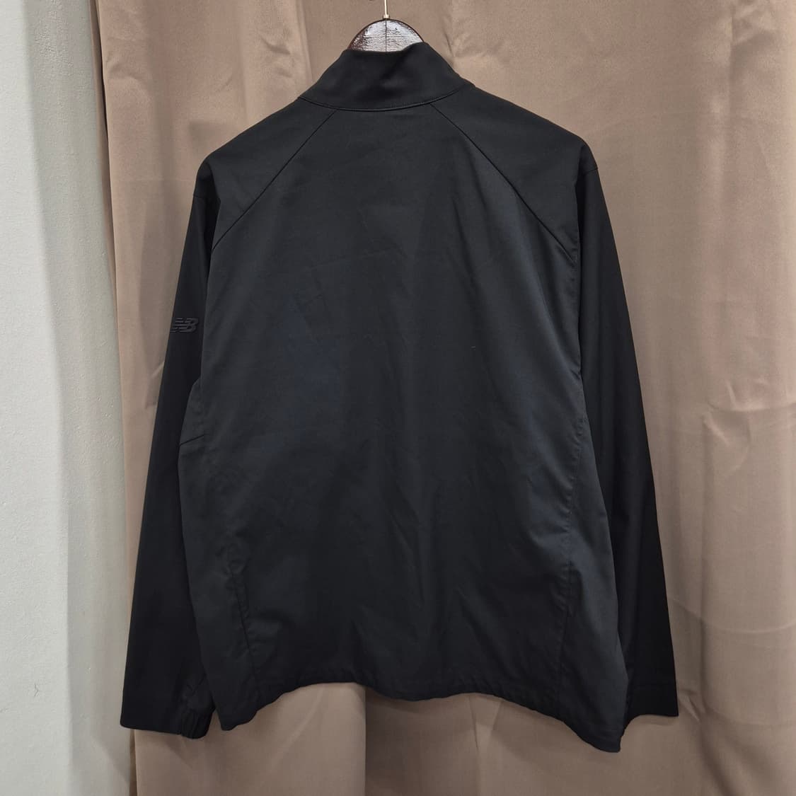 뉴발란스 NBNAE 블랙 집업 자켓 xL 상품이미지3