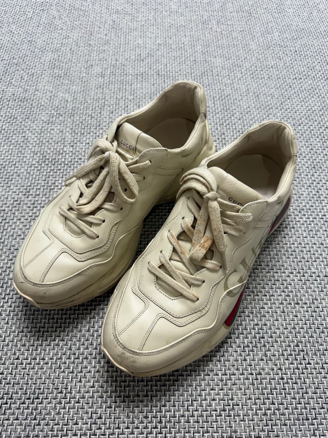 구찌 라이톤 띠로고 아이보리 스니커즈 신발 상품이미지3