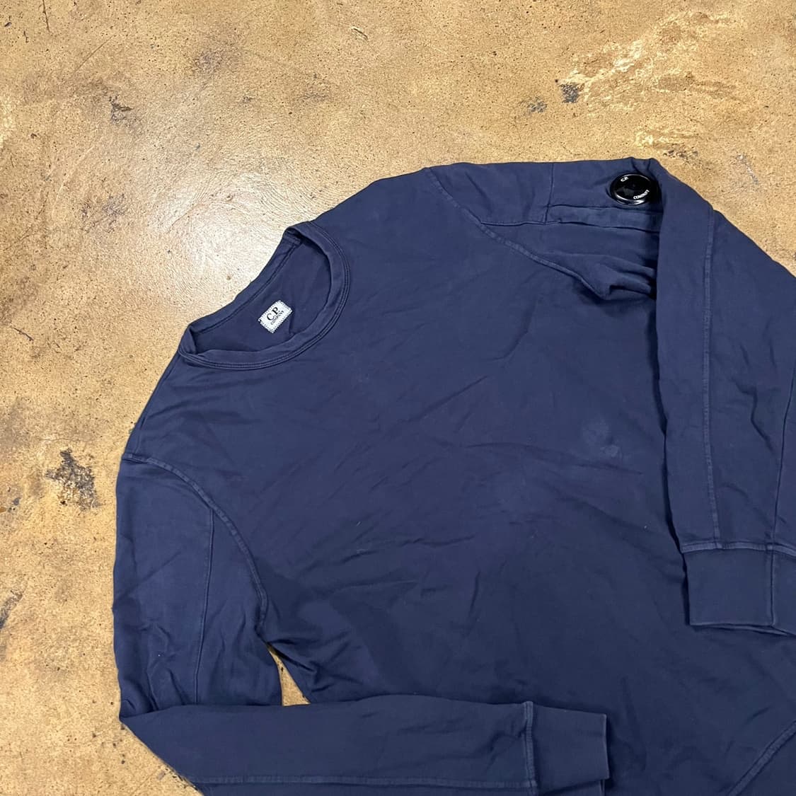 [정품/L] CP컴퍼니 네이비 렌즈 패치 긴팔 티셔츠 맨투맨 b8 상품이미지1