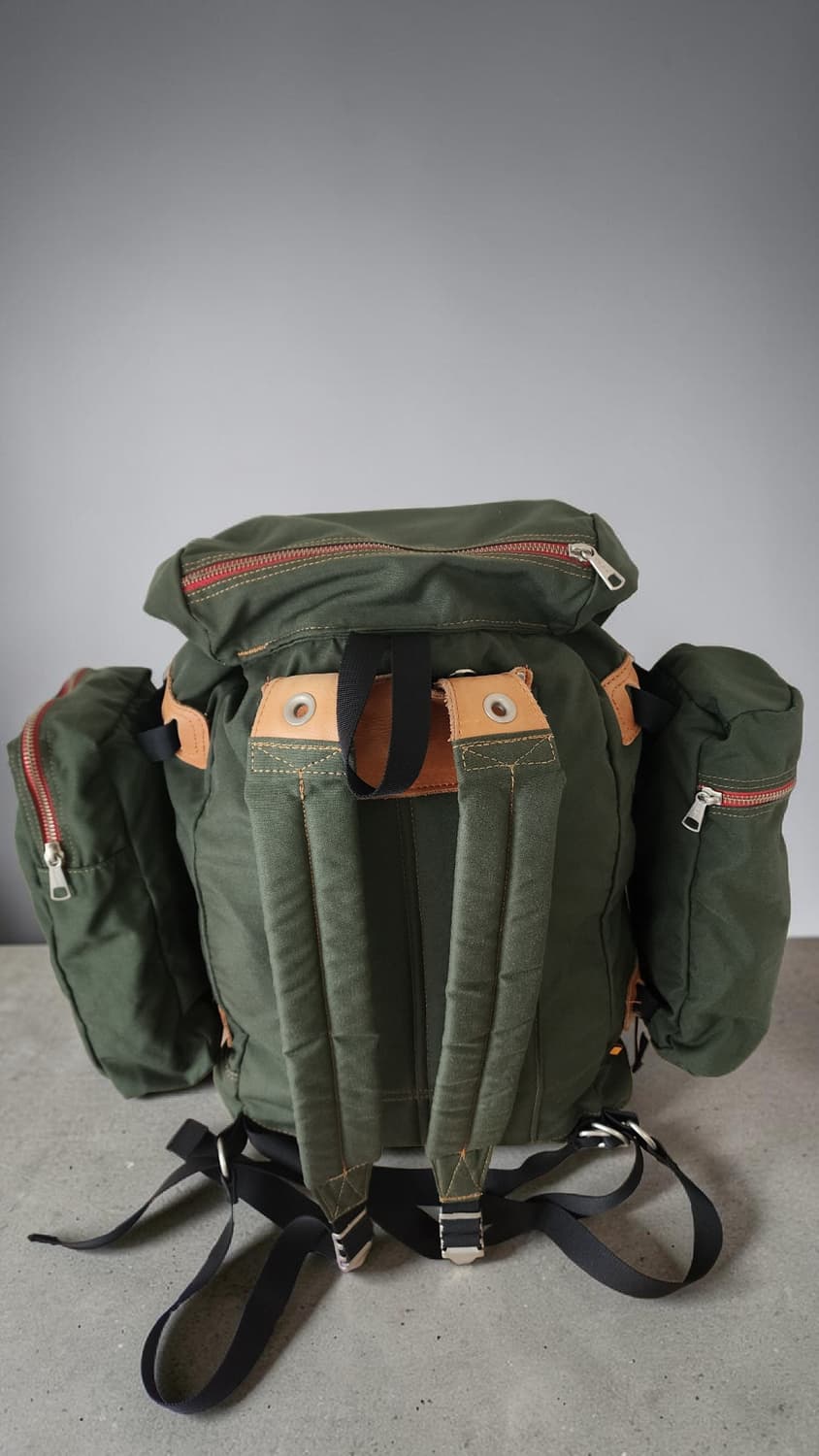 KELTY 홀리팩 올리브색 백팩 가방 상품이미지3