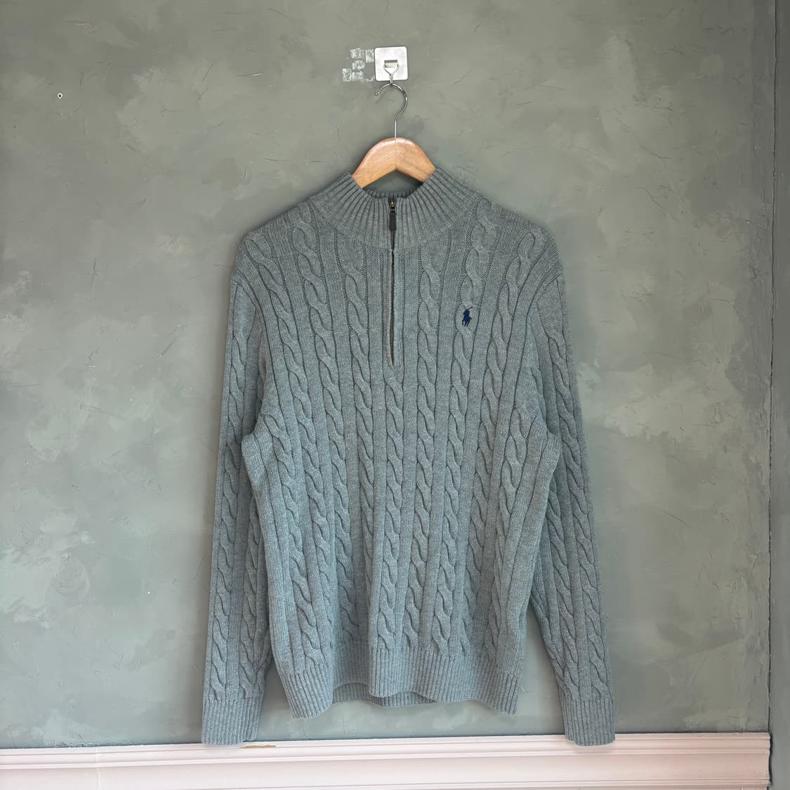 폴로 랄프로렌 꽈배기 니트 반집업 그레이 상품이미지1