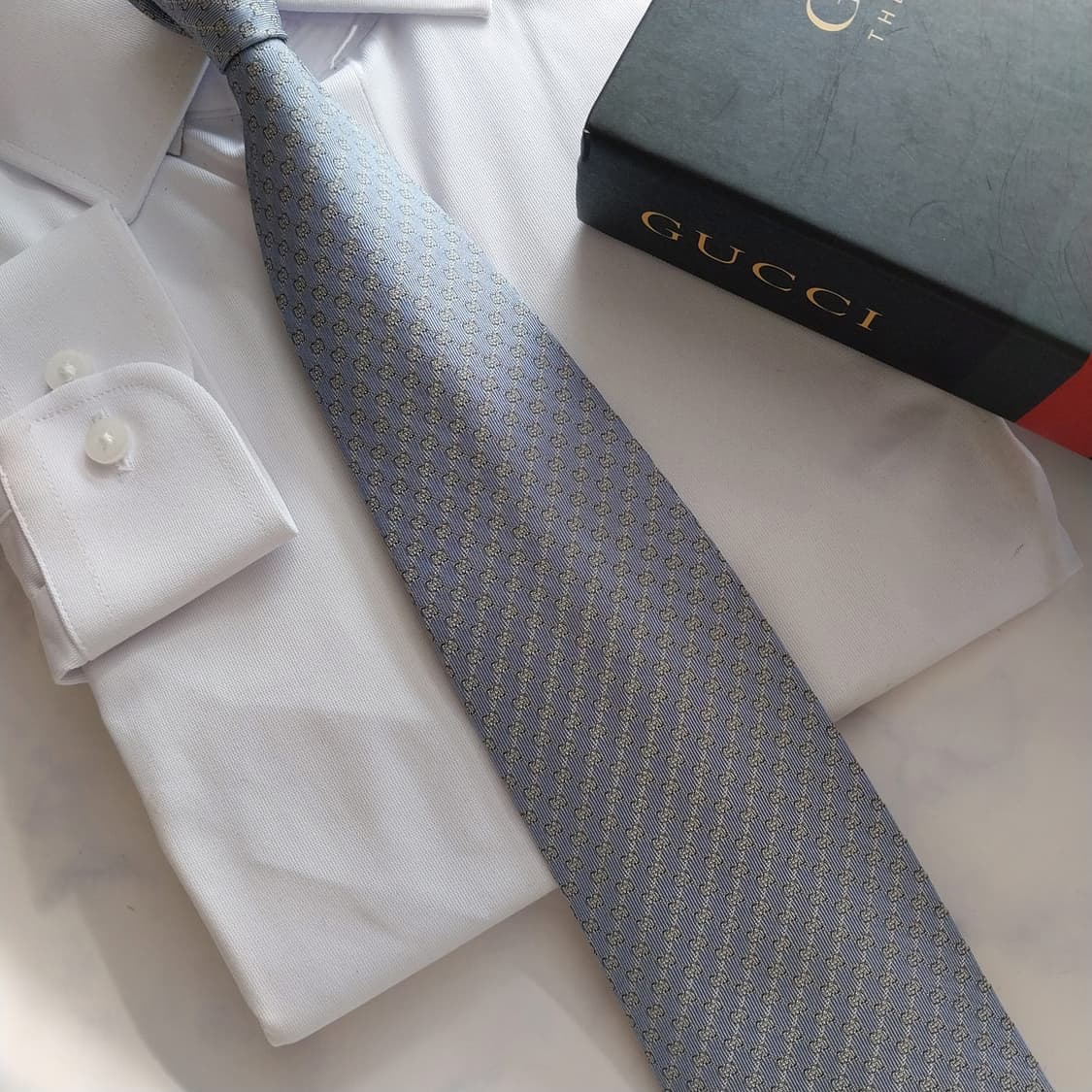 구찌 실크 라이트 블루 GG 자카드 넥타이 9.7cm B등급 K1379
 상품이미지8