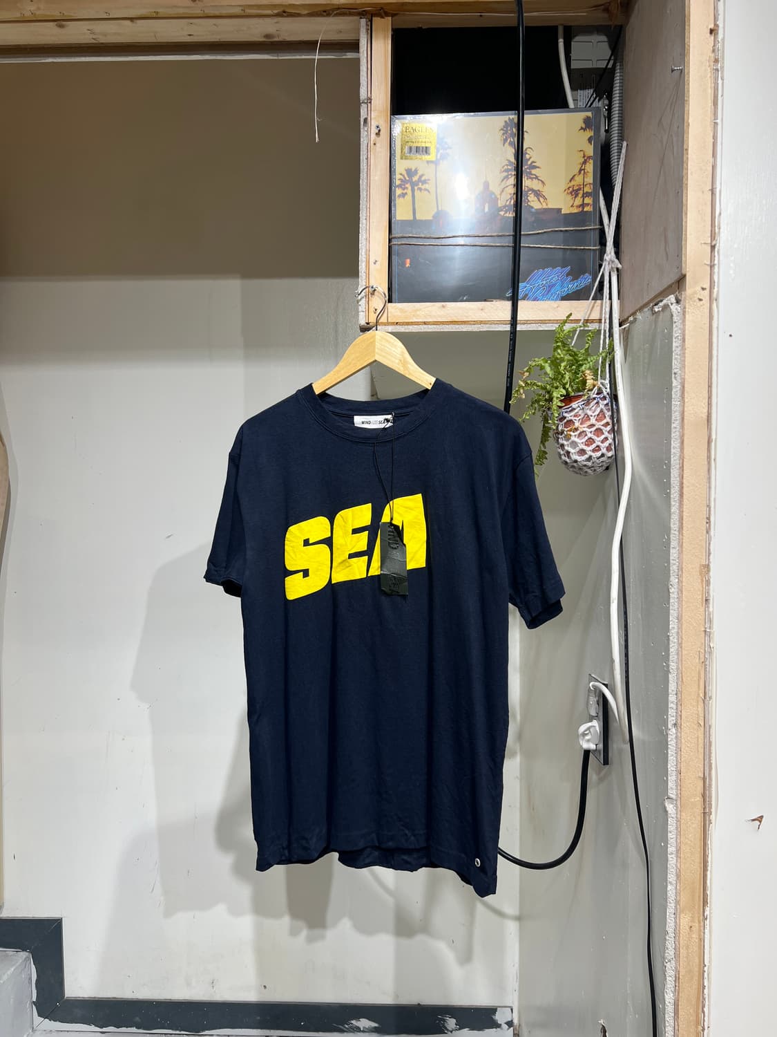 Wind and Sea 윈드엔씨 빅로고 반팔 티셔츠 상품이미지1