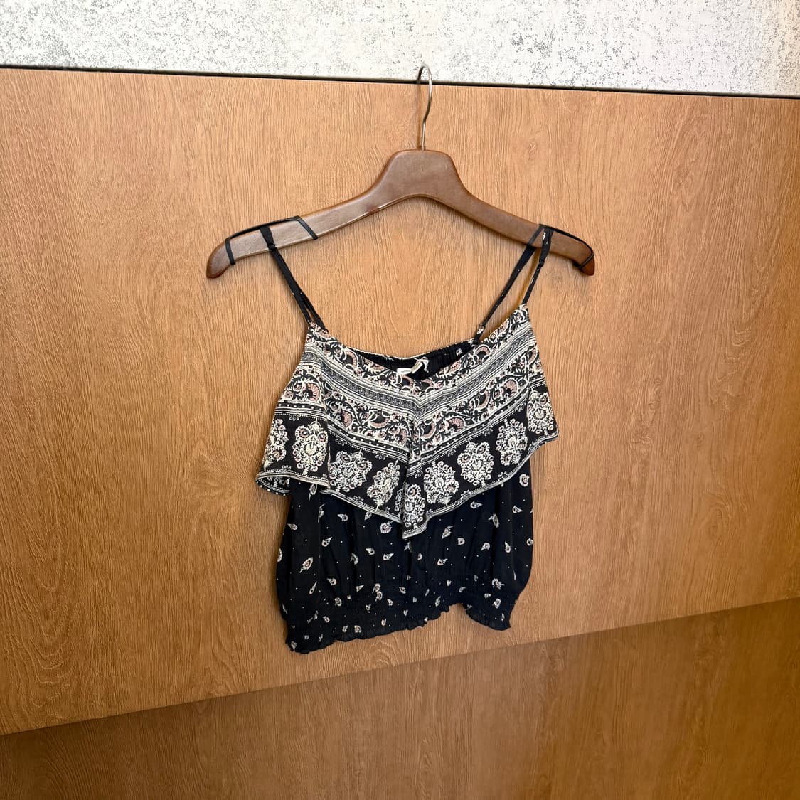 아메리칸 이글 슬리브리스 탑 페이즐리 프린팅 디테일 네이비 k3 상품이미지4