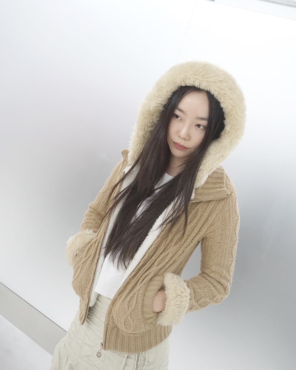 Cecil mc bee  fur knit zip up 상품이미지5