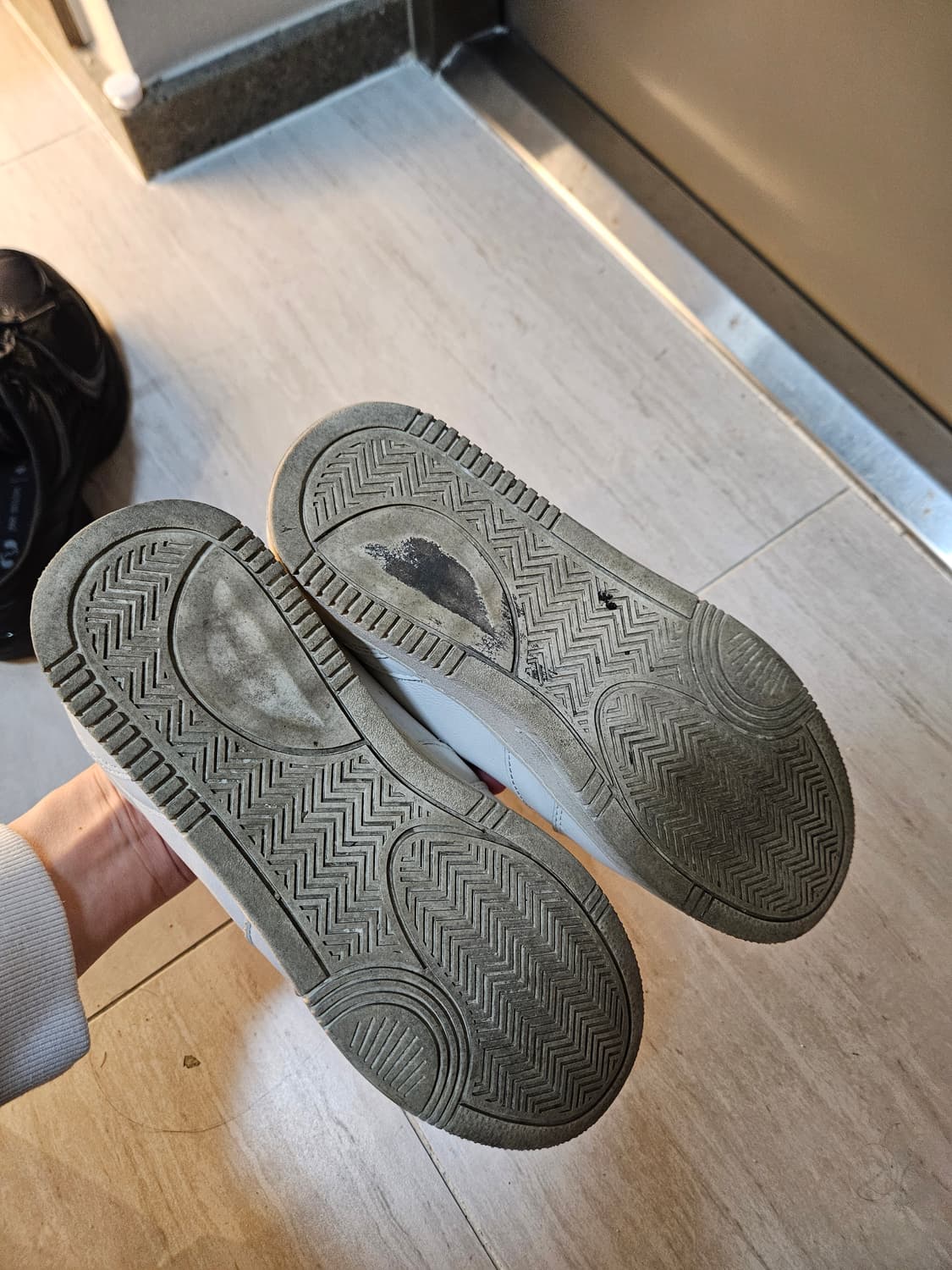 페몬트 스니커즈 serve 서브 260 상품이미지3