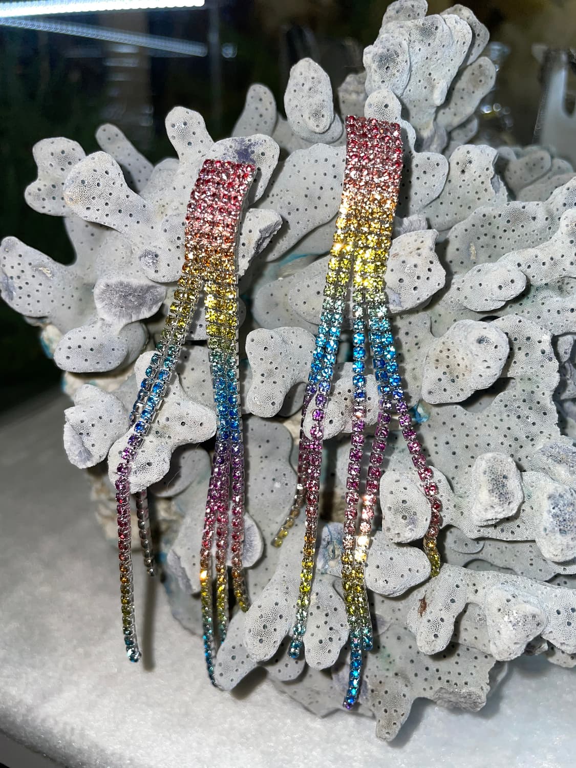 rainbow rhinestone earrings 상품이미지1