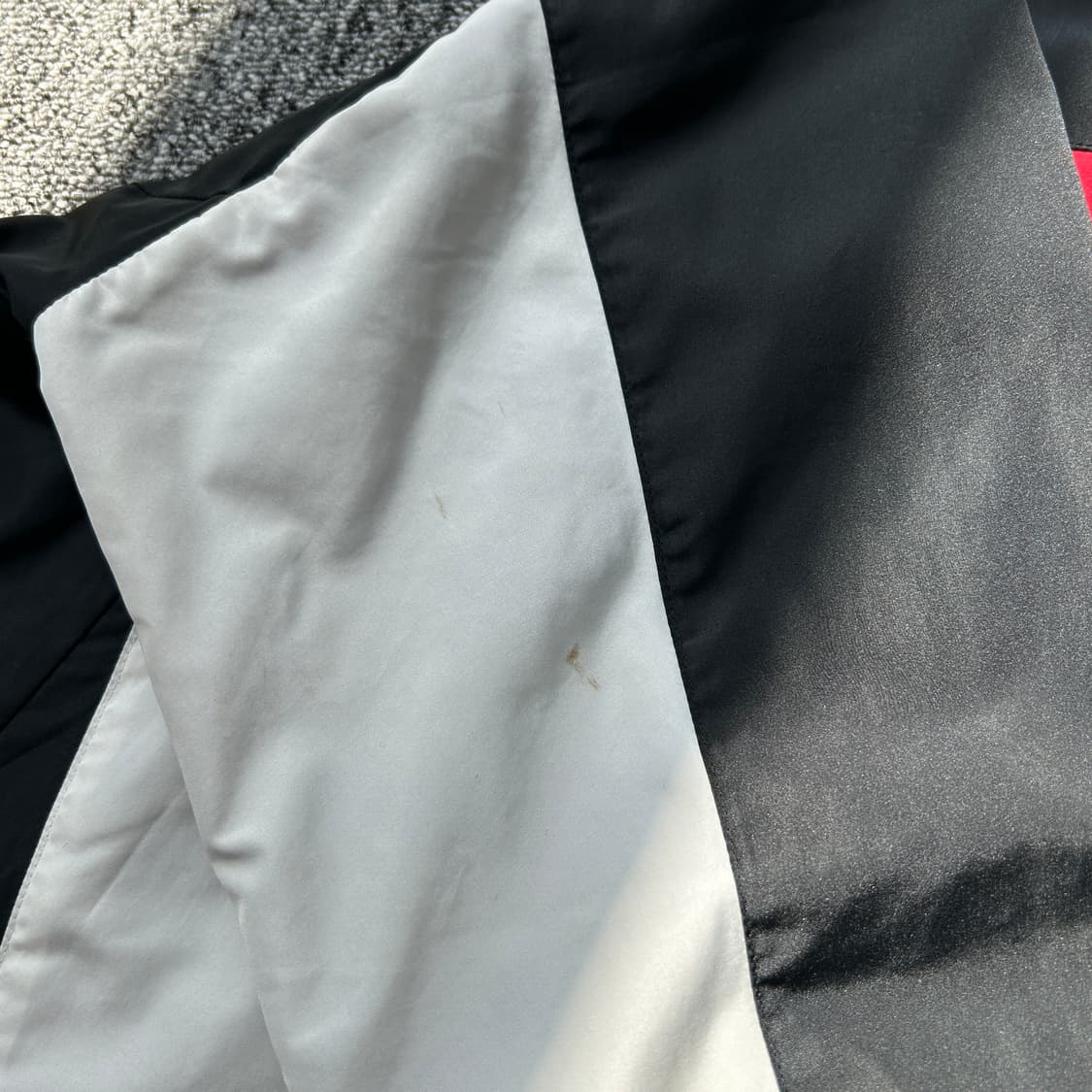 미즈노 올드스쿨 퍼포먼스 바람막이  상품이미지7