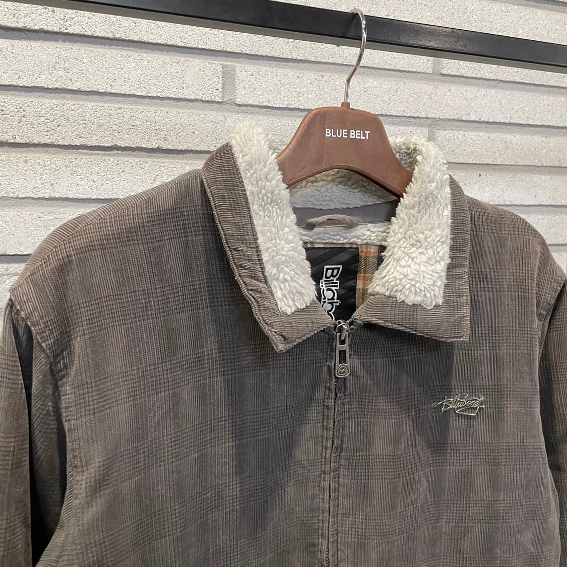 BILLABONG 빌라봉 코듀로이 자켓 체크 패턴 쉐르파 안감 그레이 상품이미지4