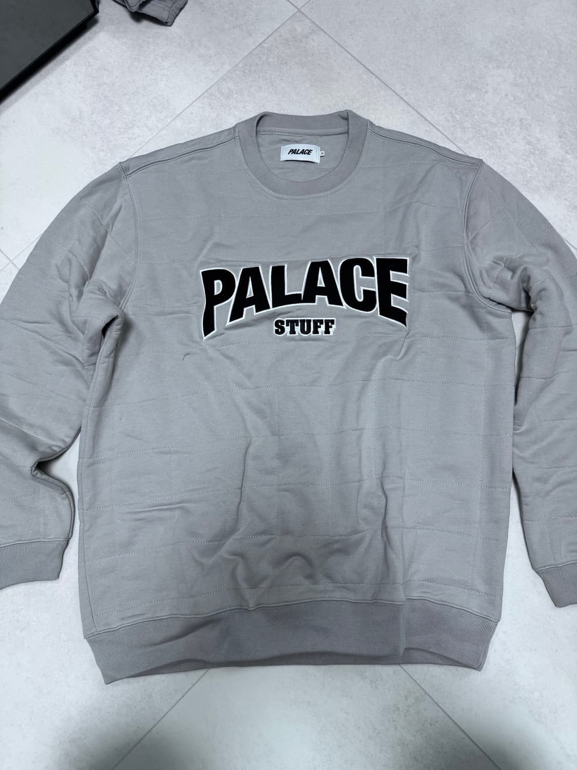 (중고/XL) palace p stuff crew grey XL 상품이미지3