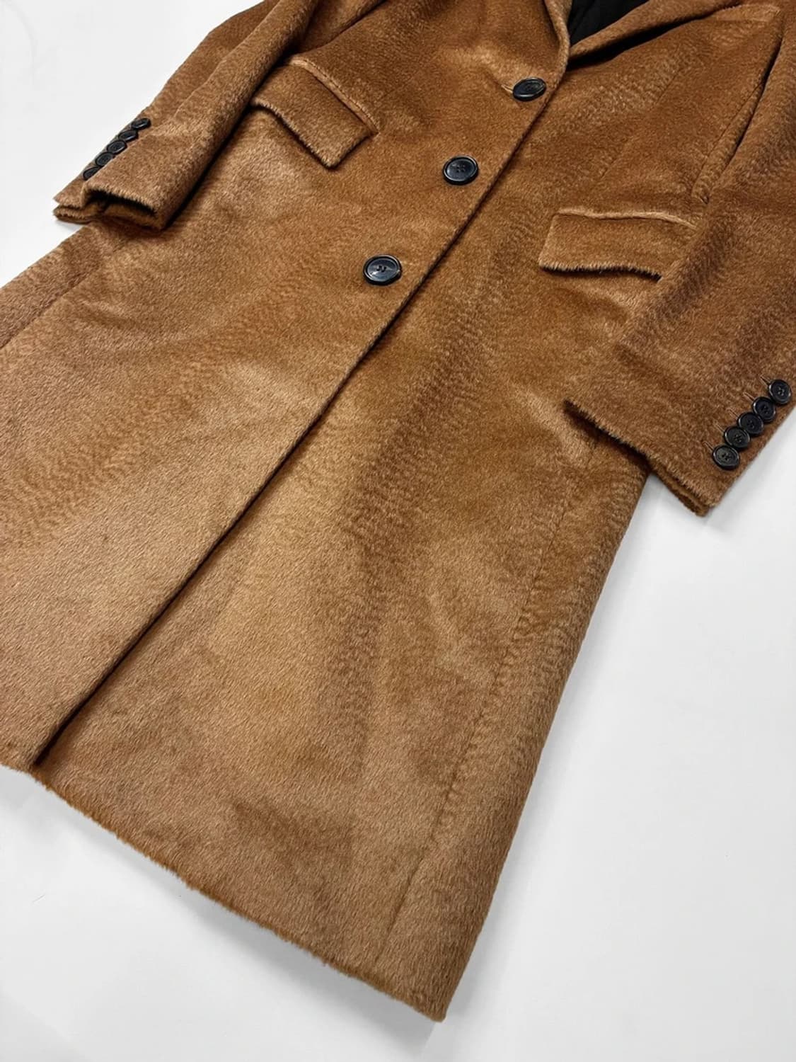 버버리 런던 라마 헤어 울 롱 코트 PN5419 상품이미지3