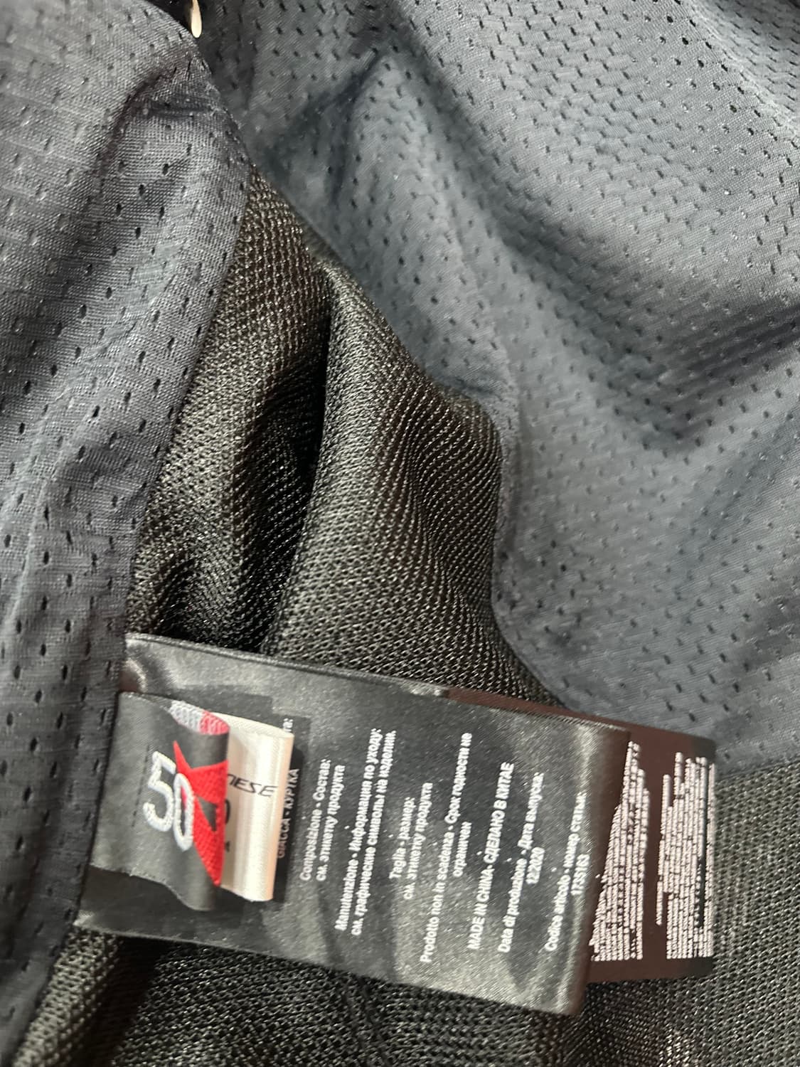 다이네즈 하이드라 메쉬자켓 50 사이즈 상품이미지4