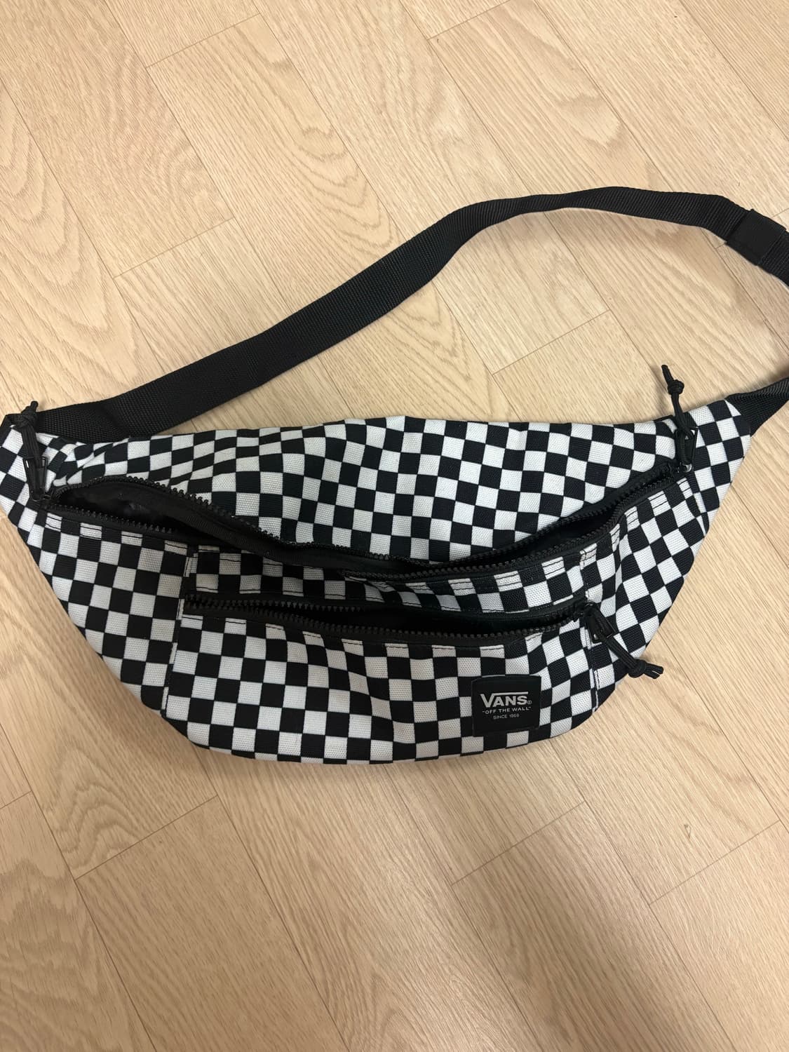 반스 크로스백 상품이미지1