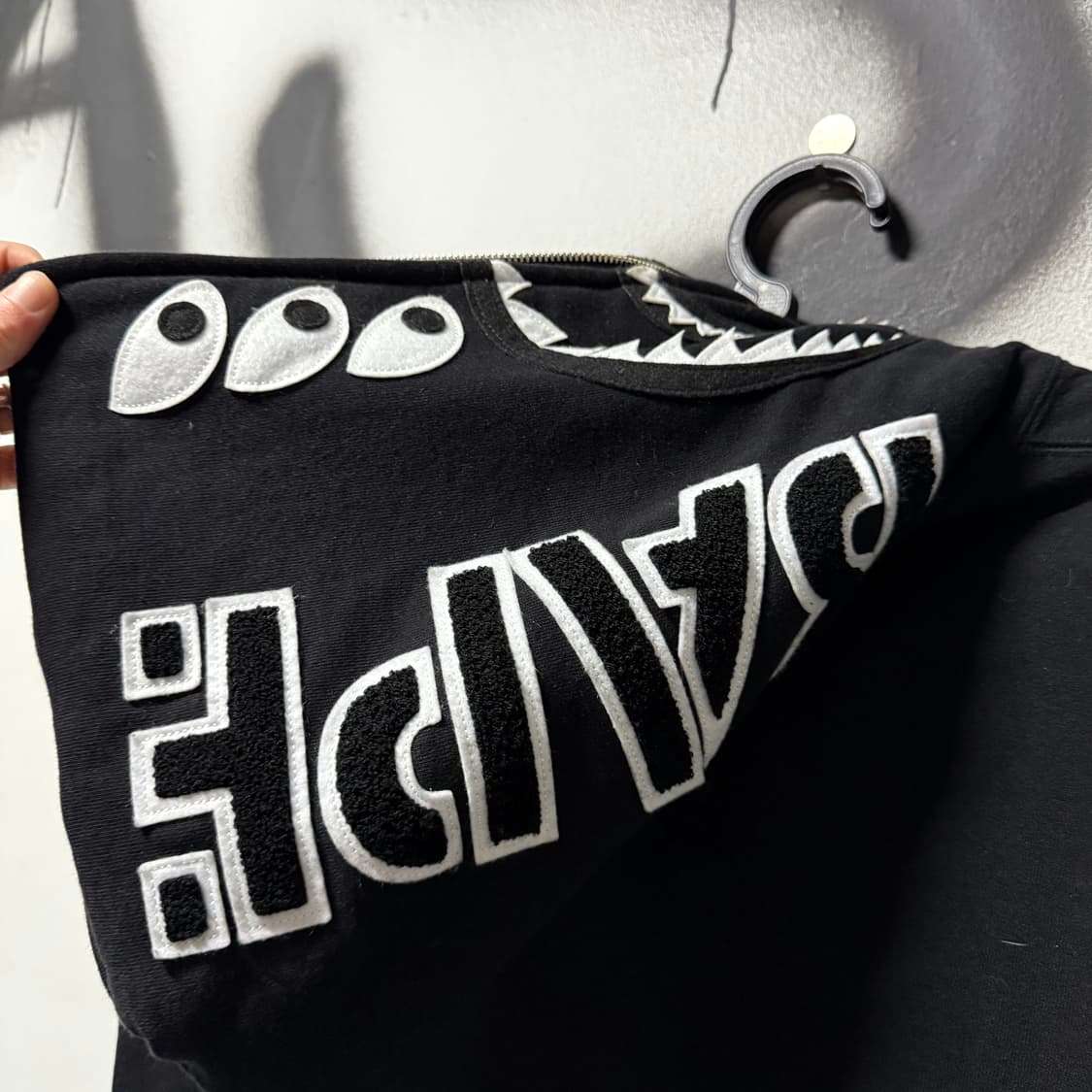 베이프 x 바운티헌터 매드샤크 풀 집업 후디 풀 구성 상품이미지6