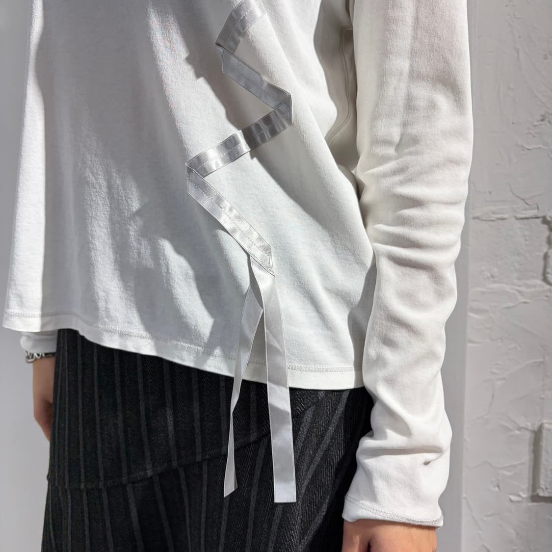 랑방 스포츠 리본 반집업 티셔츠 상품이미지2