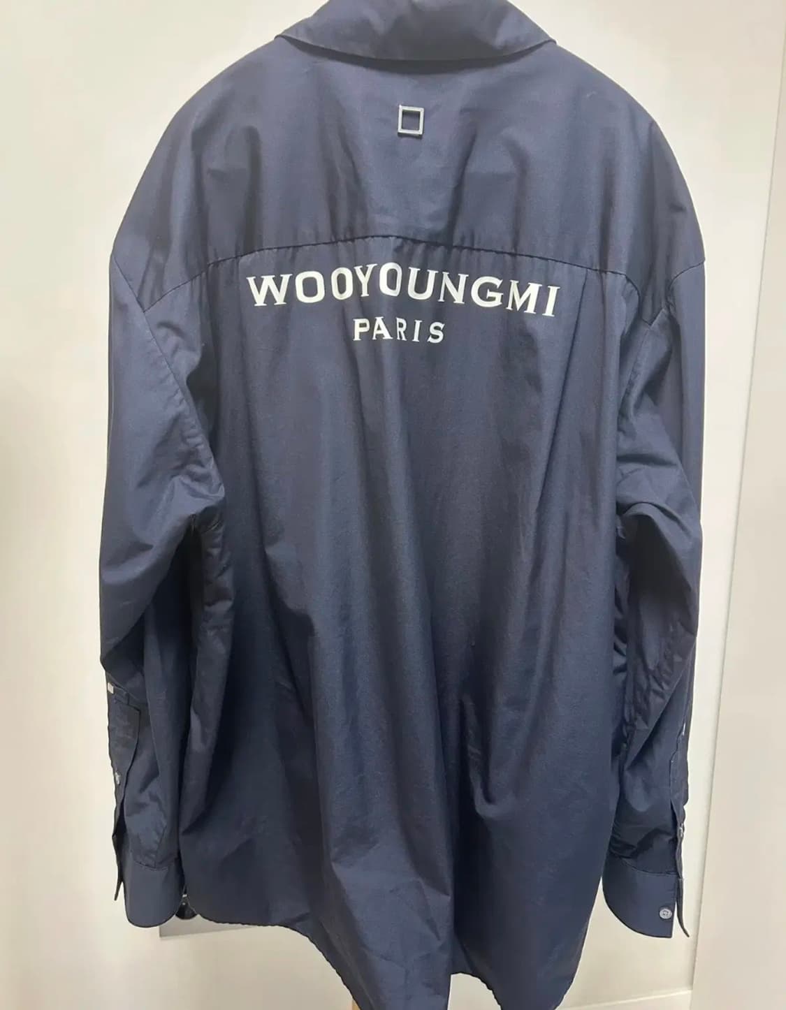 백화점판 풀구성 우영미 백로고셔츠 상품이미지1