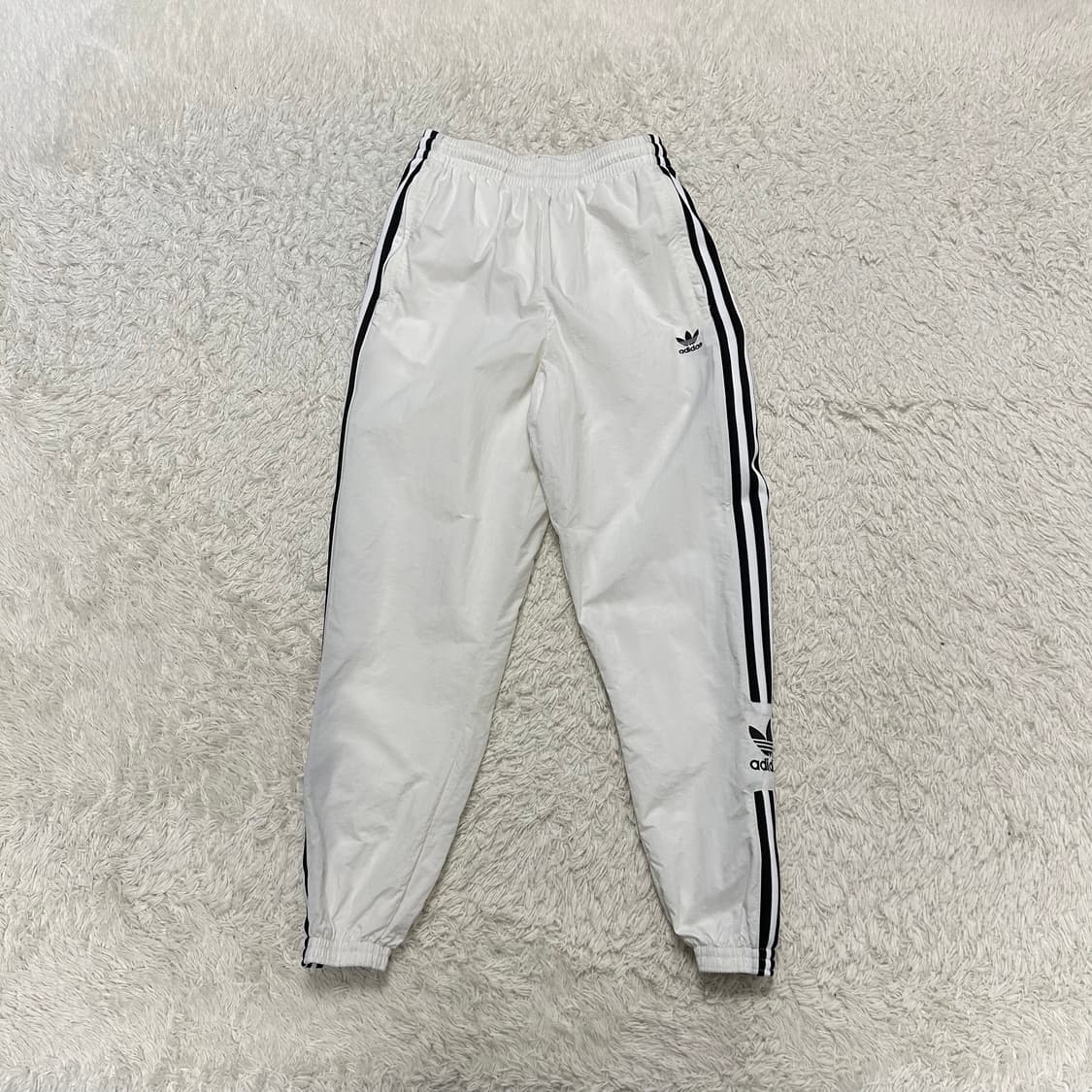 Adidas White Lock-Up Jogger Woven Pants  상품이미지4