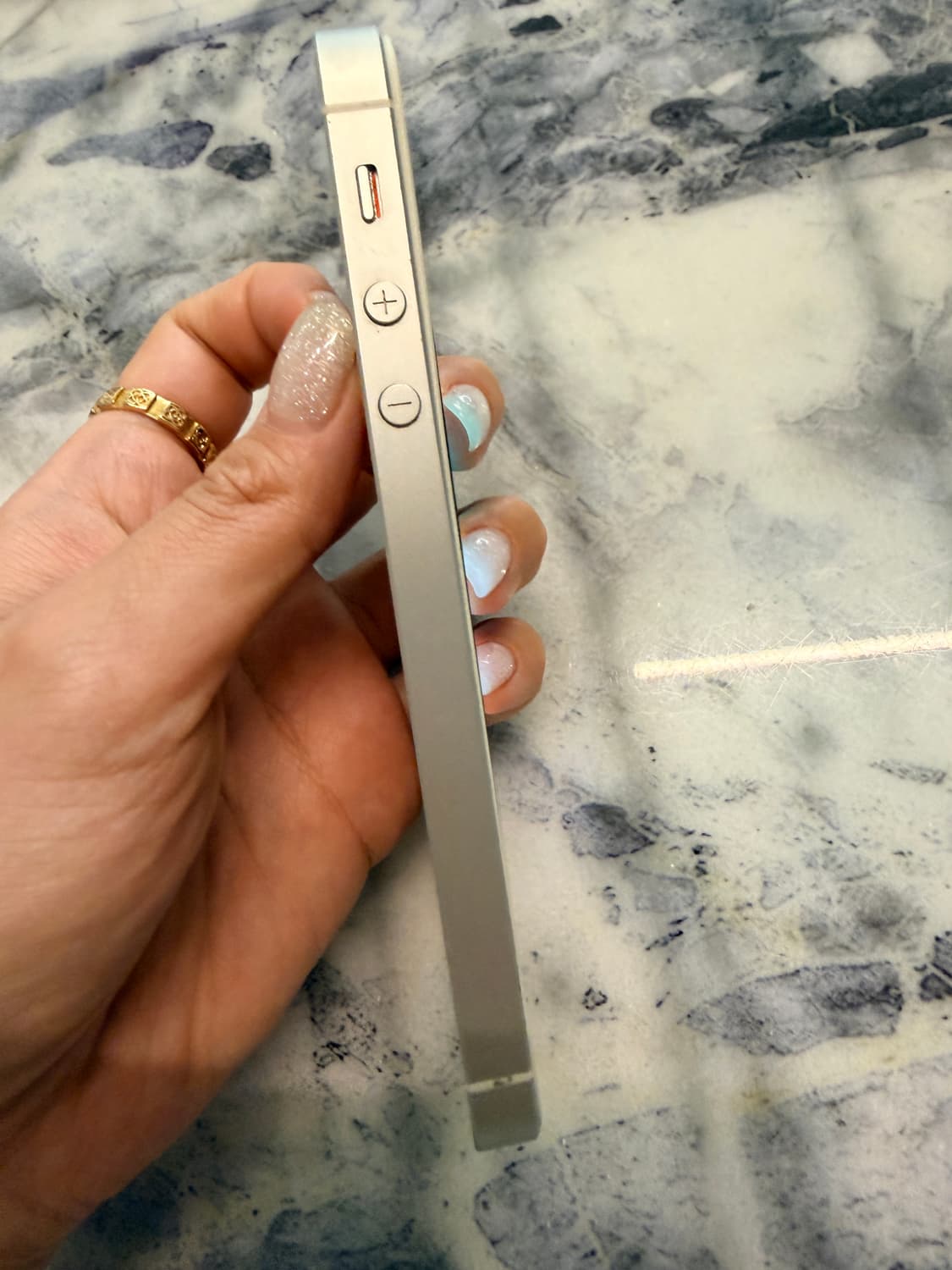 아이폰se 64기가 실버 배터리100 상품이미지4