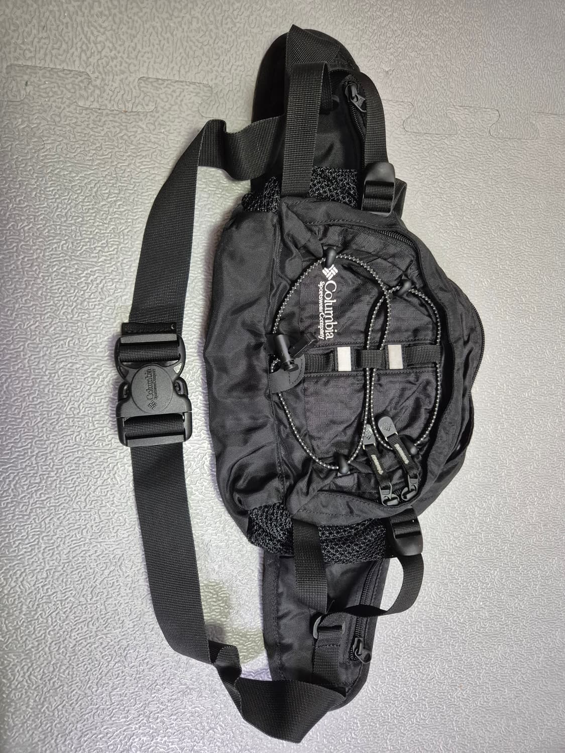 컬럼비아 힙색 상품이미지1